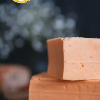 Wegański ser Cheddar