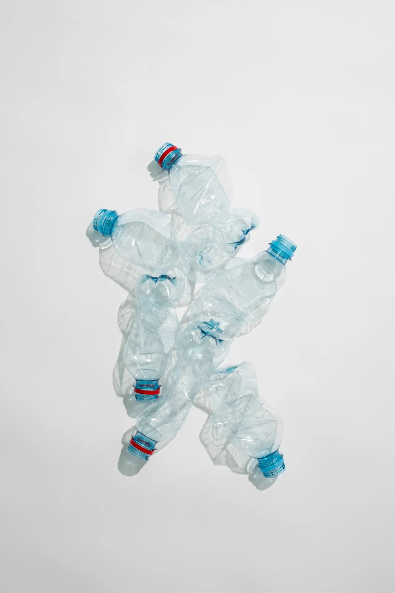 1 / 1 – top-view-plastic-bottles.jpg